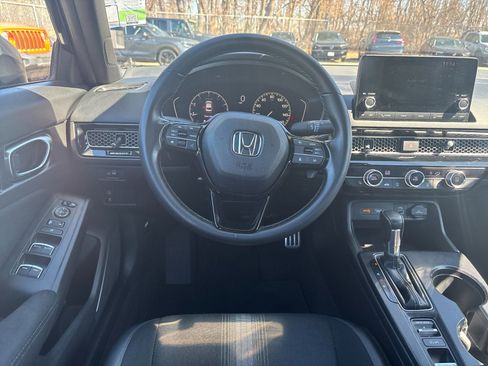 Used 2022 Honda Civic Sport image 15