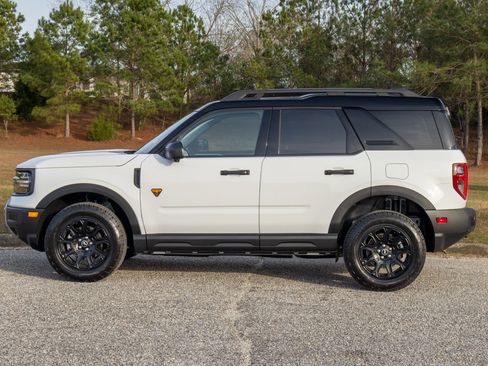 New 2025 Ford Bronco Sport Badlands AWD/4WD image 8