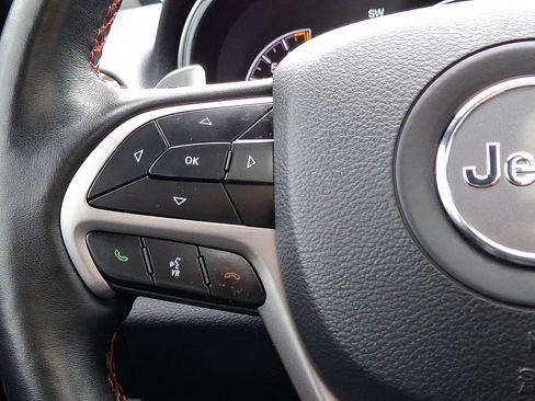 Certified 2021 Jeep Grand Cherokee Trailhawk w/ Trailhawk Luxury Group image 23