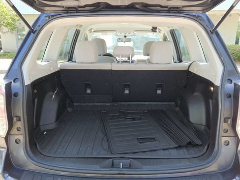 Used 2018 Subaru Forester 2.5i w/ Alloy Wheel Package AWD/4WD image 13