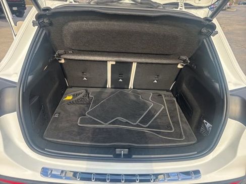 Used 2025 Mercedes-Benz GLA 250 4MATIC image 30