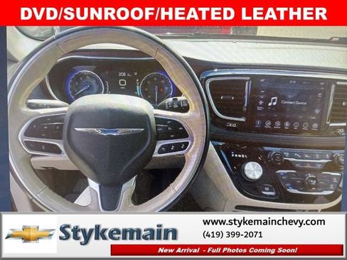 Used 2019 Chrysler Pacifica Limited w/ Advanced Safetytec Group image 8