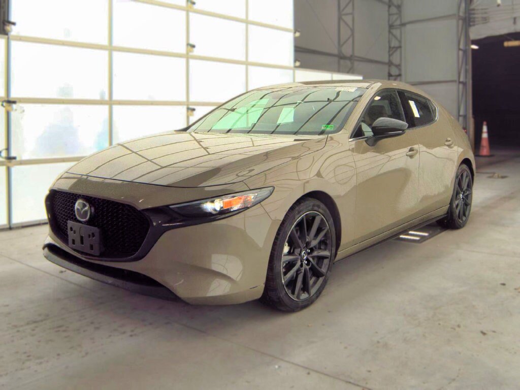 Used 2024 MAZDA MAZDA3 s AWD/4WD image 2