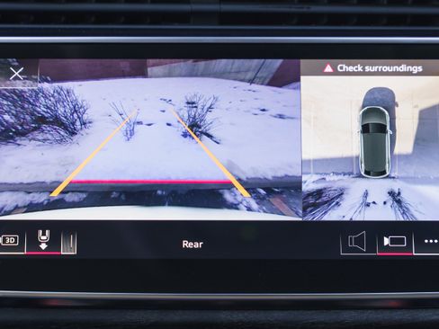 Used 2023 Audi Q8 Premium w/ Convenience Package image 16