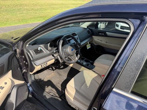 Used 2018 Subaru Outback 2.5i Premium AWD/4WD image 7