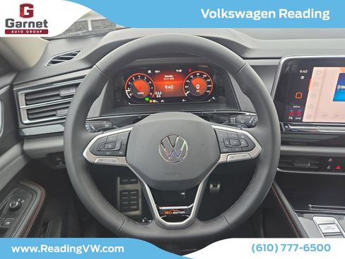 New 2026 Volkswagen Atlas Peak Edition image 17