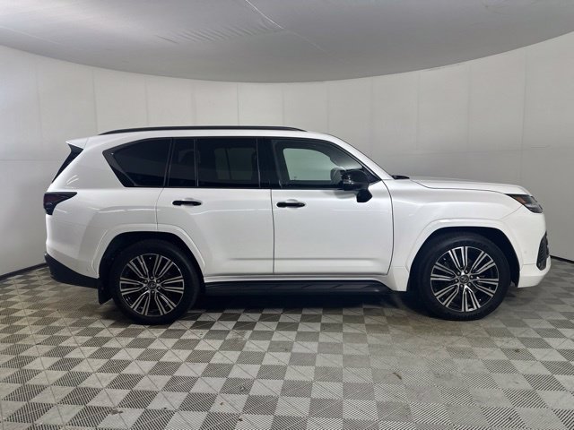 Used 2025 Lexus LX 700h Luxury w/ Appearance Package AWD/4WD image 11