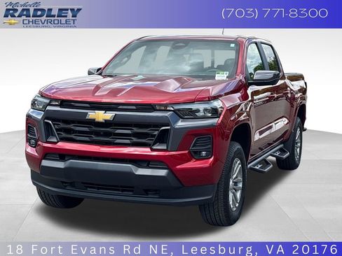 Used 2024 Chevrolet Colorado LT w/ LT Convenience Package III AWD/4WD image 1