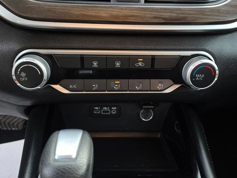 Used 2023 Nissan Altima 2.5 SV image 24