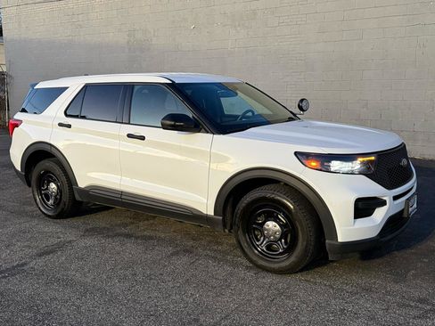 Used 2023 Ford Explorer 4WD Police Interceptor image 20