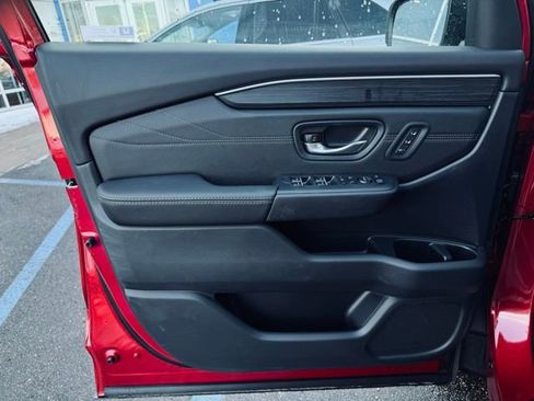 New 2026 Honda Pilot Touring image 13