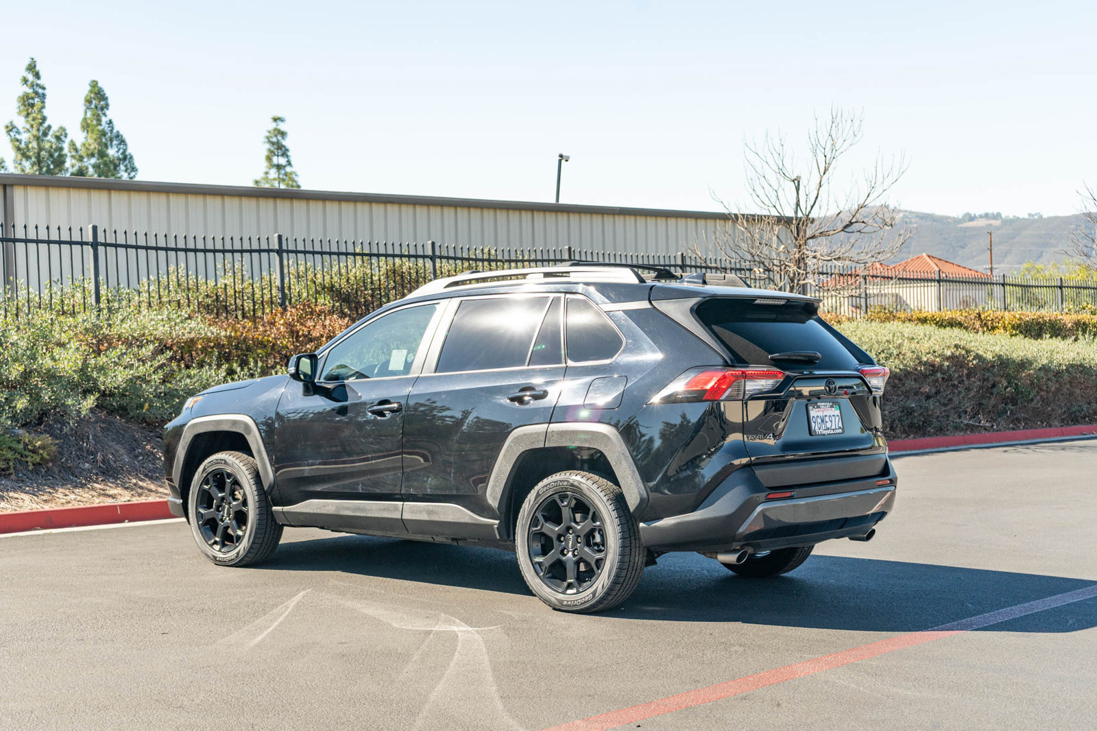 Certified 2023 Toyota RAV4 TRD Off-Road w/ TRD Off-Road Weather Package AWD/4WD image 9