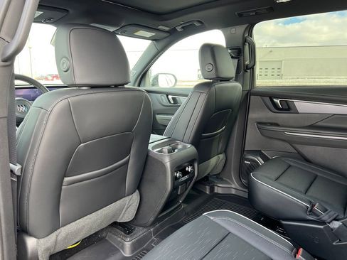 New 2026 Buick Enclave Sport Touring w/ Power Package image 37