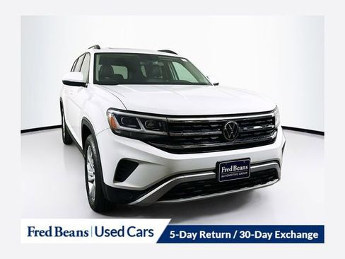 Used 2023 Volkswagen Atlas SE image 1