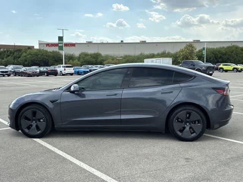 Used 2023 Tesla Model 3 Standard Range RWD image 3
