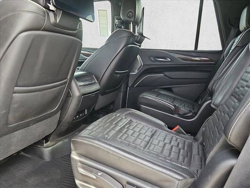 Used 2021 Cadillac Escalade Premium Luxury Platinum image 22