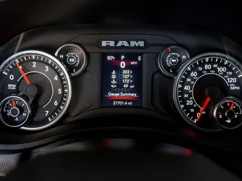 Used 2024 RAM 2500 Big Horn w/ Bed Utility Group image 19