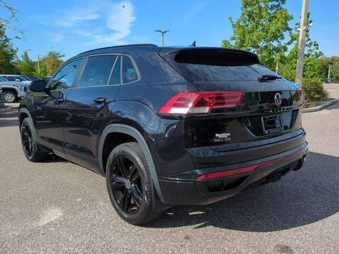 Used 2023 Volkswagen Atlas Cross Sport SEL R-Line AWD/4WD image 4