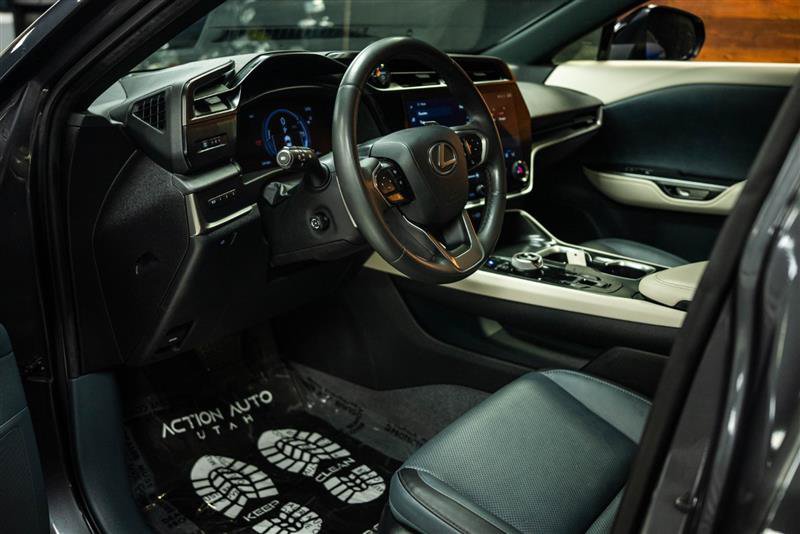 Used 2023 Lexus RZ 450e Premium w/ Technology Package AWD/4WD image 9