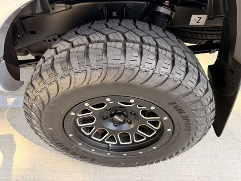 Used 2013 Toyota Tacoma PreRunner w/ SR5 Pkg RWD image 17