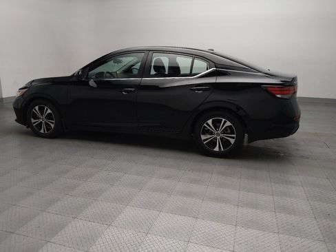 Used 2022 Nissan Sentra SV image 3