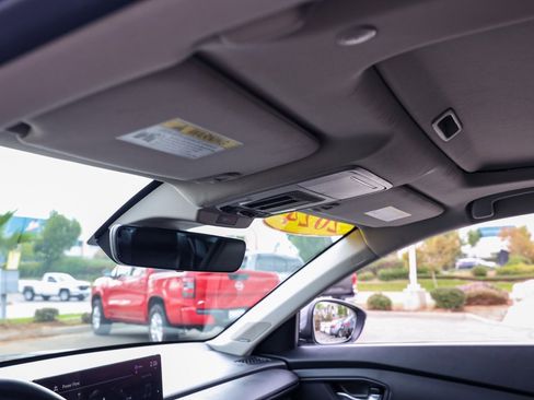 Used 2024 Honda Accord Touring image 13