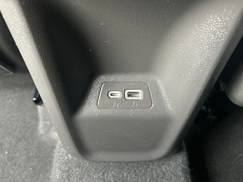 Certified 2023 Buick Envision Preferred w/ Sport Touring Package image 20