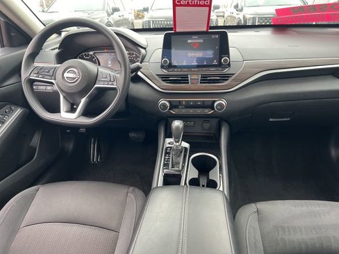 Certified 2024 Nissan Altima 2.5 SV image 16
