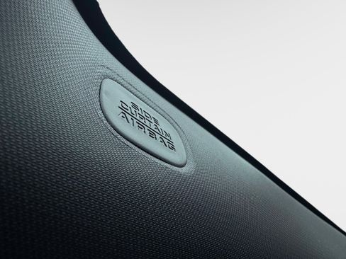 Used 2022 Honda Pilot Sport image 27