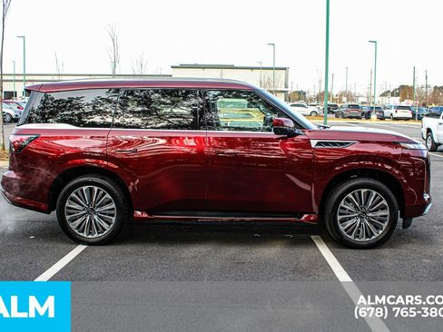 Used 2025 INFINITI QX80 Sensory image 9