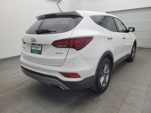 Used 2018 Hyundai Santa Fe Sport image 9