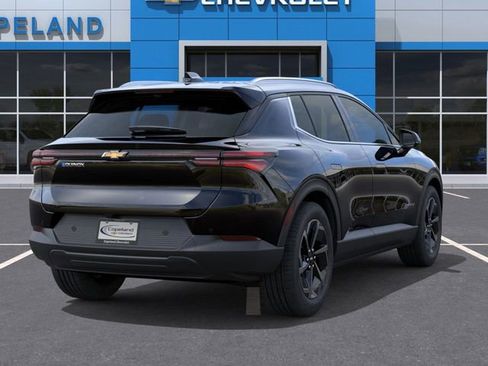 New 2026 Chevrolet Equinox EV LT image 4