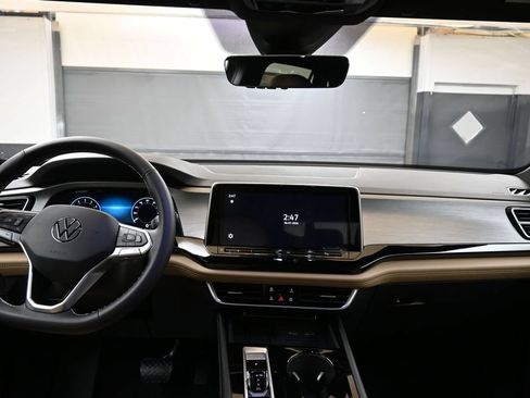 New 2026 Volkswagen Atlas Cross Sport SE AWD/4WD image 22