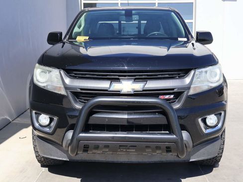 Used 2020 Chevrolet Colorado Z71 AWD/4WD image 5