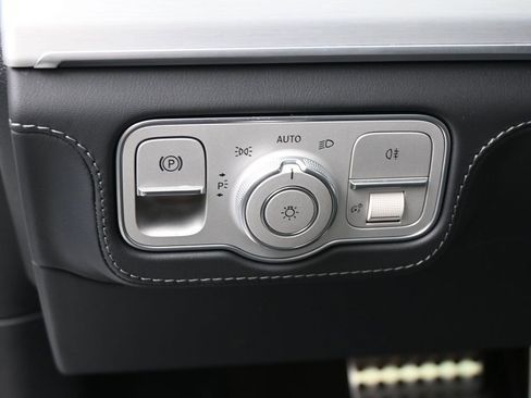 Used 2023 Mercedes-Benz GLS 63 AMG 4MATIC image 17