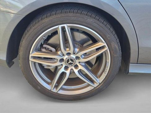 Used 2020 Mercedes-Benz E 450 4MATIC Sedan image 25