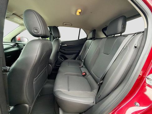 Used 2021 Buick Encore GX Preferred w/ Cold Weather Comfort Package AWD/4WD image 26