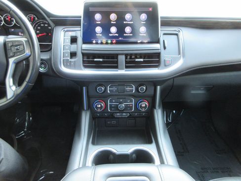 Used 2021 Chevrolet Suburban Z71 AWD/4WD image 41