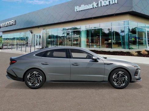 New 2026 Hyundai Sonata SEL FWD image 7