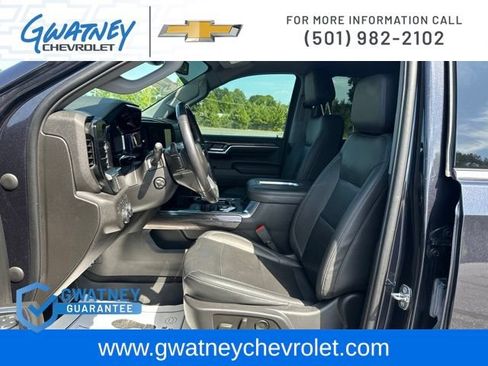 Used 2022 Chevrolet Silverado 1500 LTZ w/ Z71 Off-Road Package AWD/4WD image 23