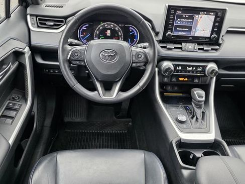 Used 2020 Toyota RAV4 XSE AWD/4WD image 12