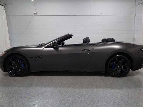 Used 2016 Maserati GranTurismo Convertible image 2