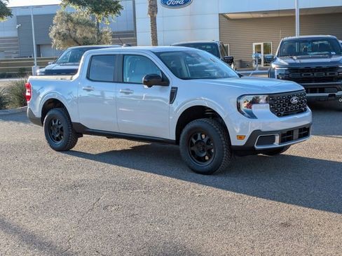 New 2026 Ford Maverick Lariat w/ 4K Tow Package image 40