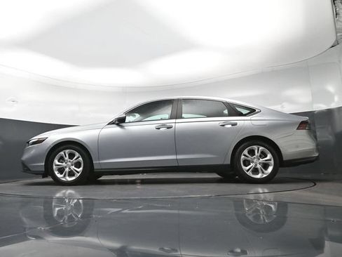Certified 2025 Honda Accord LX image 32