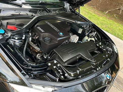 Used 2018 BMW 320i Sedan image 50