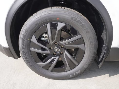New 2026 Toyota C-HR AWD/4WD image 16