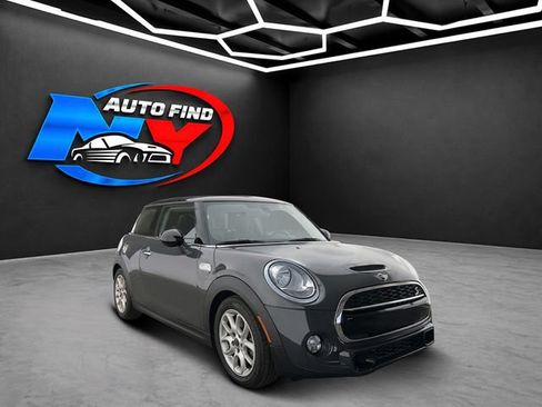 Used 2015 MINI Cooper S FWD image 2