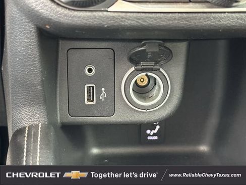 Used 2018 Nissan Kicks S w/ Interior Electronics Package FWD image 20