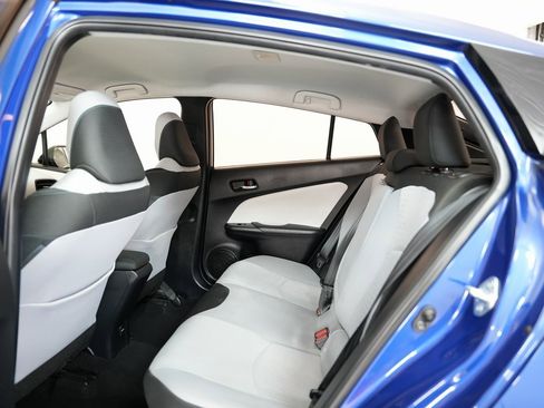 Used 2018 Toyota Prius Two w/ Prius Two Safety Plus Package image 38