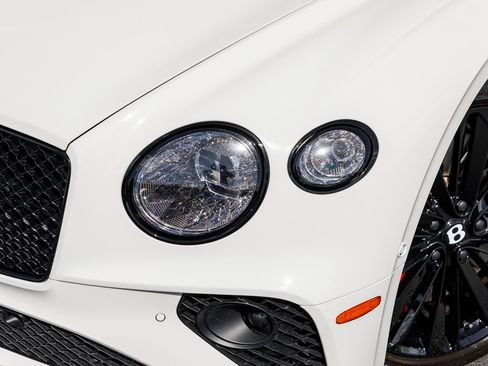 Used 2023 Bentley Continental GT Speed AWD/4WD image 9